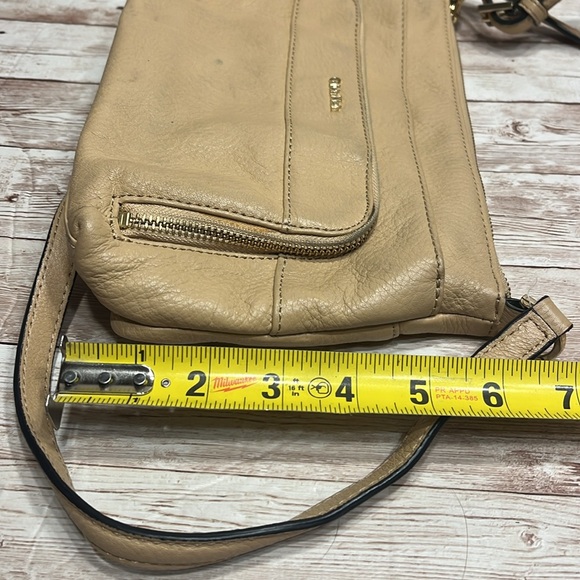 Calvin Klein Soft Pebbled Tan Leather Shoulder Bag with built in wallet - Picture 14 of 14